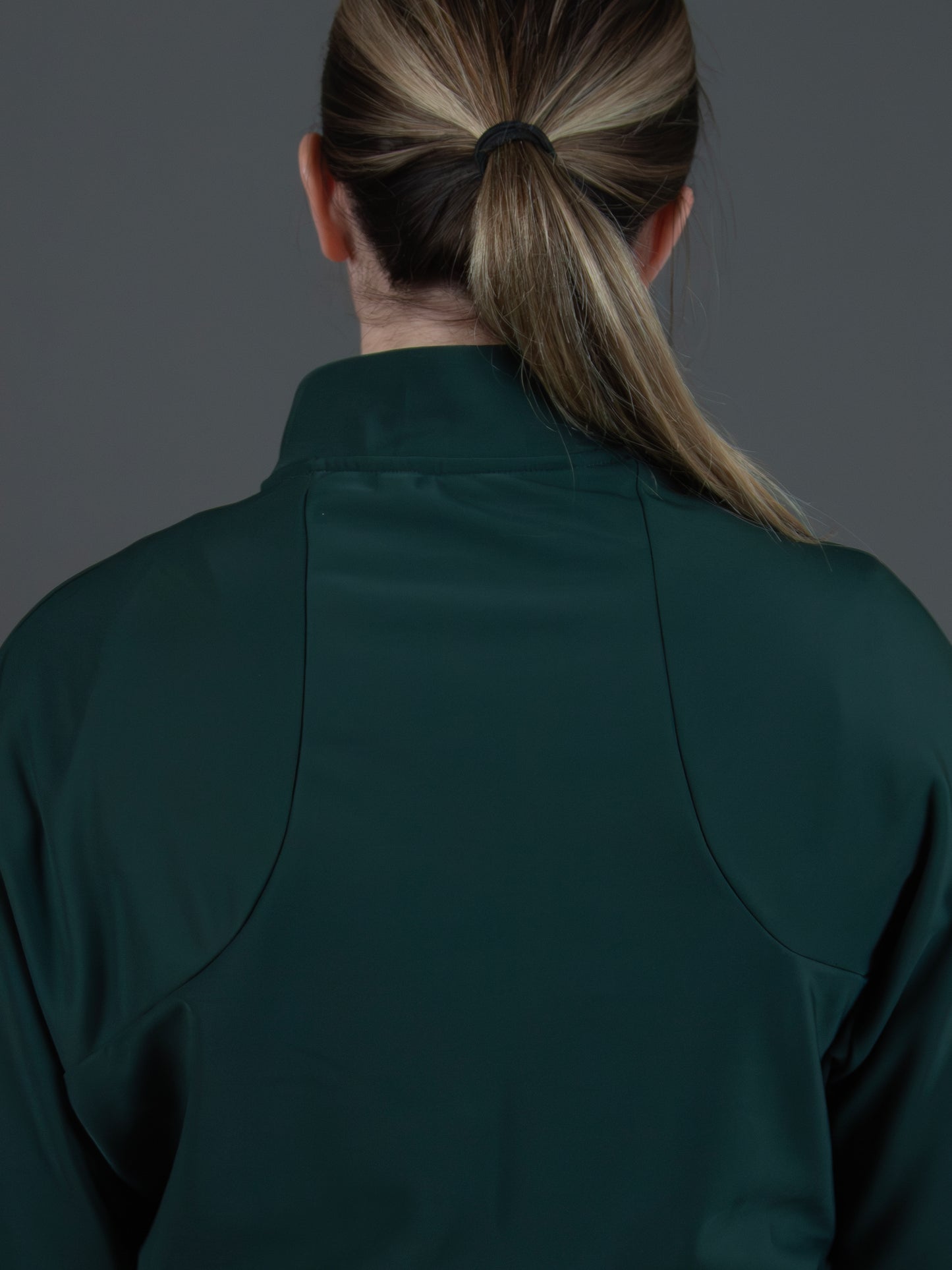 Chaqueta mujer técnica verde botella