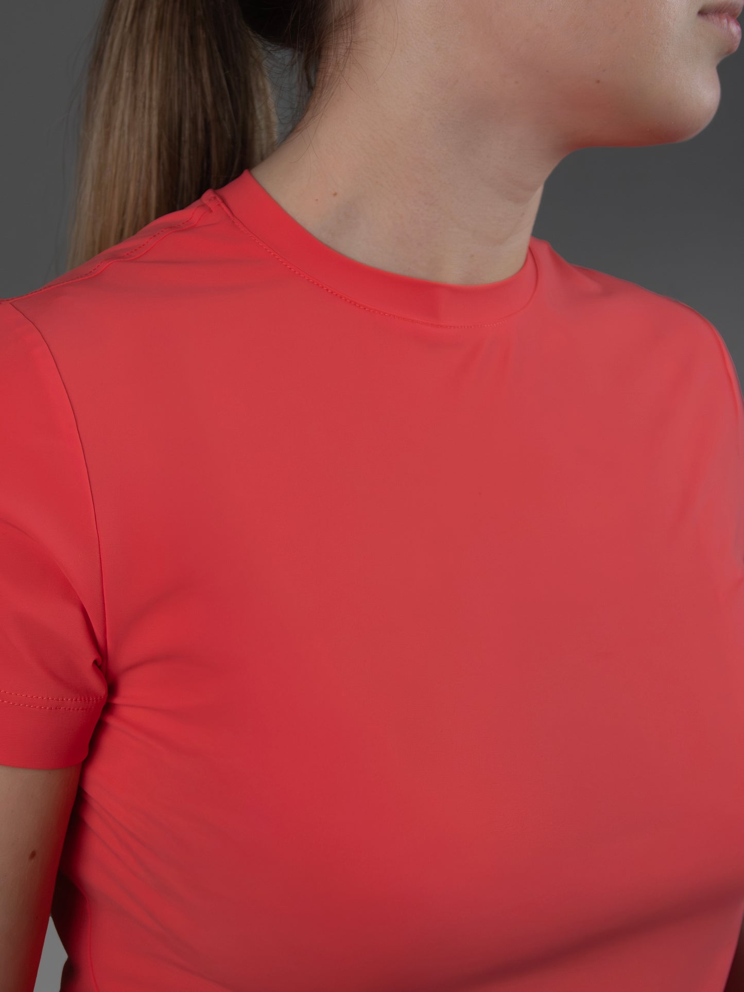 Camiseta mujer técnica rojo salmón