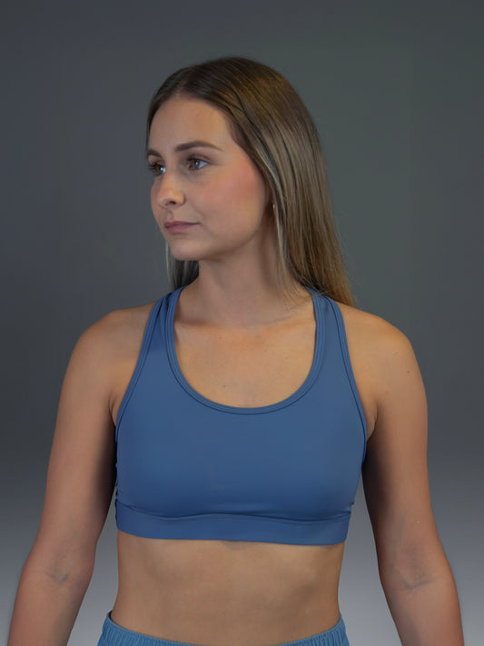 Top deportivo azul celeste